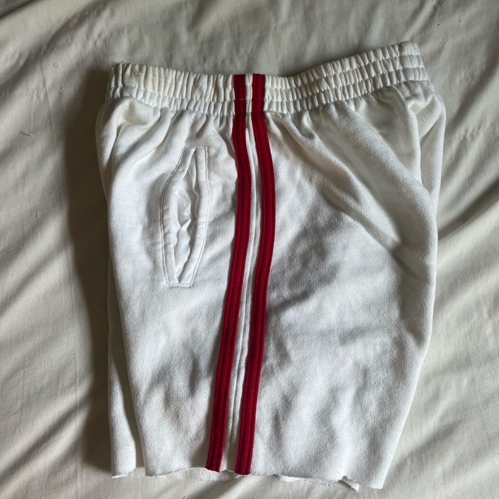 brandy melville shorts - Picture 2 of 3